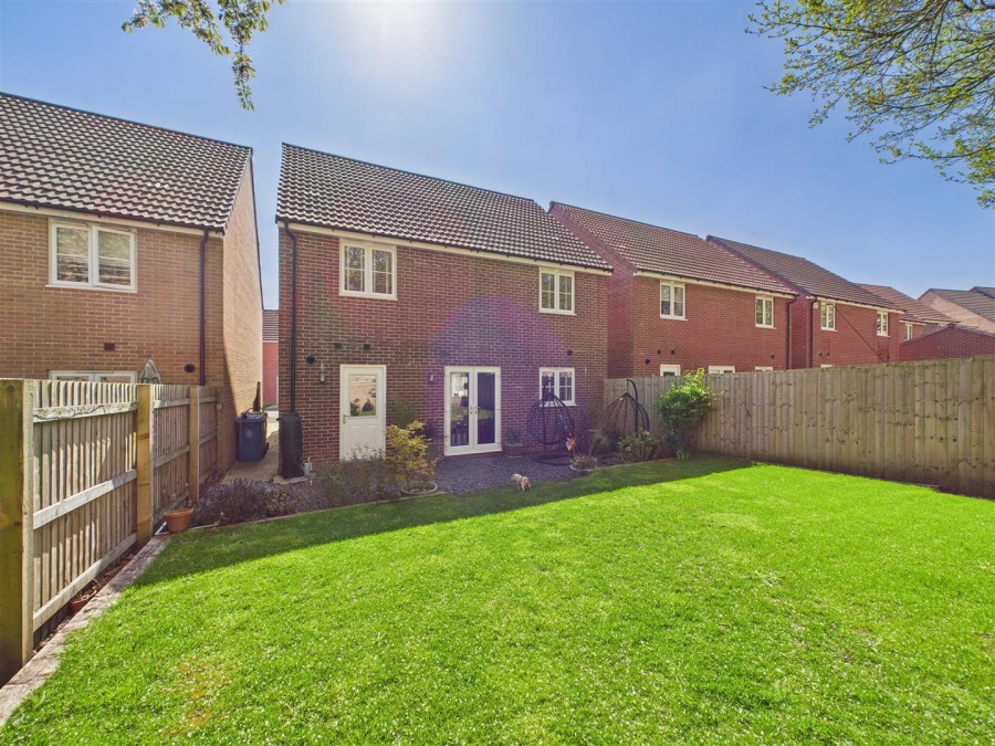 Images for 4 Woodmansey Garth, Driffield, YO25 5GF