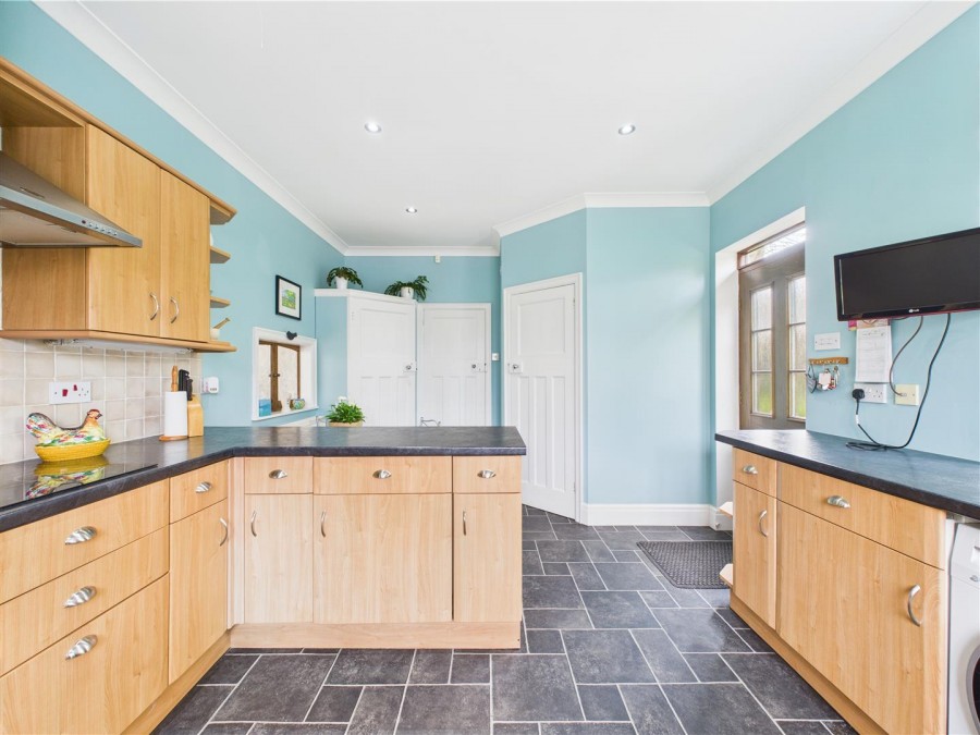 Images for 8 The Avenue, Driffield, YO25 5HS