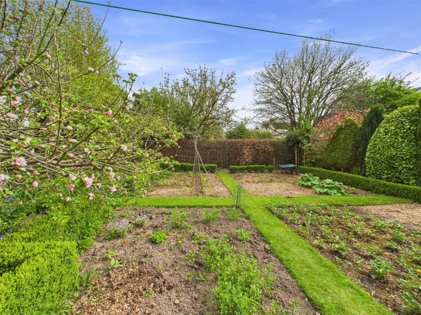Images for 8 The Avenue, Driffield, YO25 5HS