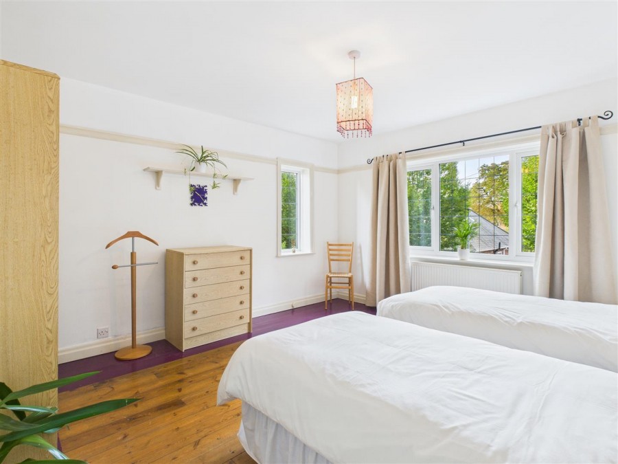 Images for 8 The Avenue, Driffield, YO25 5HS