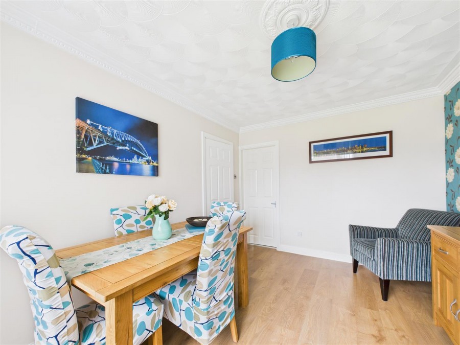 Images for 27 Nightingale Lane, Scarborough
