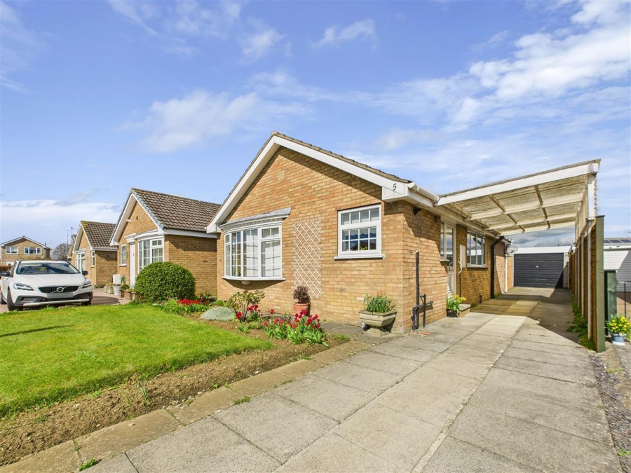Images for 5 Burdale Close, Norton, North Yorkshire YO17 9DG