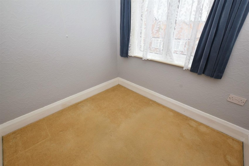 Images for 22 Peasholm Crescent, Scarborough, YO12 7QX