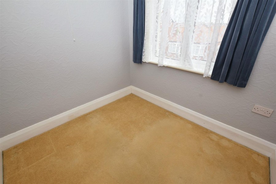 Images for 22 Peasholm Crescent, Scarborough, YO12 7QX