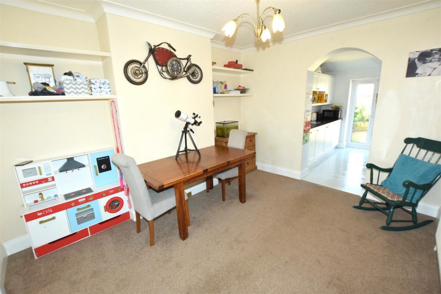 Images for 22 Peasholm Crescent, Scarborough, YO12 7QX