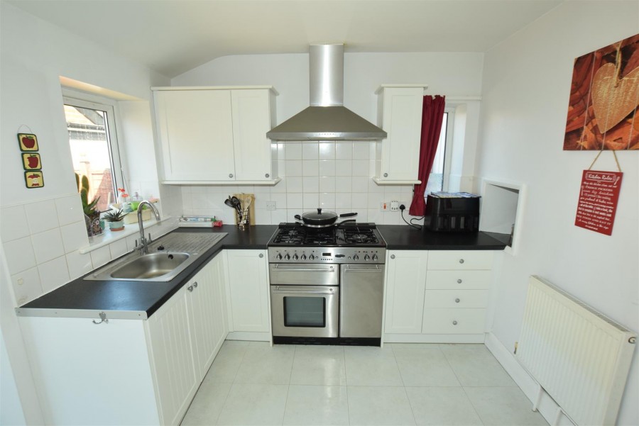 Images for 22 Peasholm Crescent, Scarborough, YO12 7QX