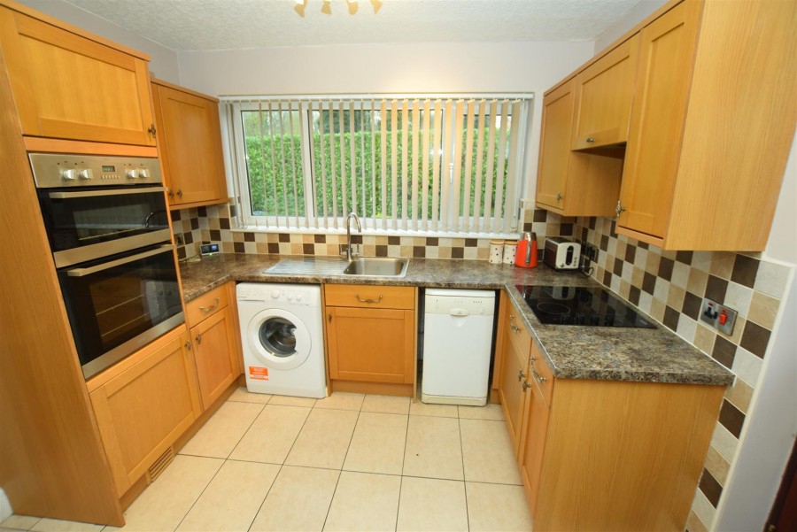 Images for 4 Southgate, Crossgates, Scarborough YO12 4NB