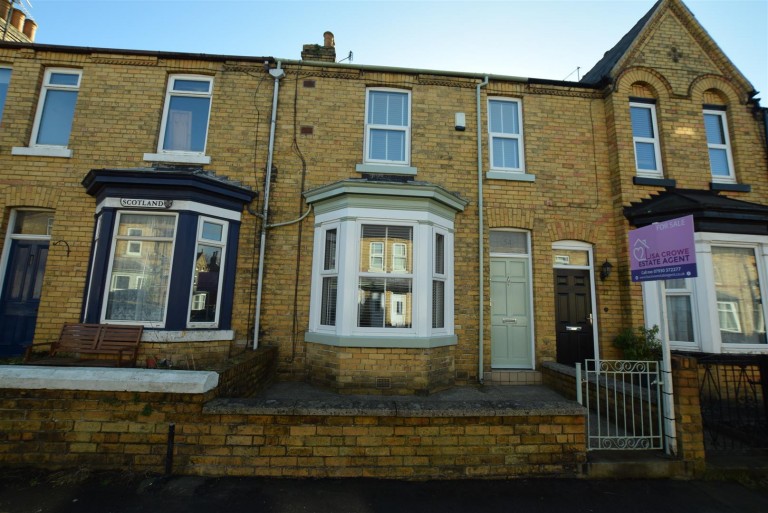 View Full Details for 54 Ramsey Street, Scarborough YO12 7LR