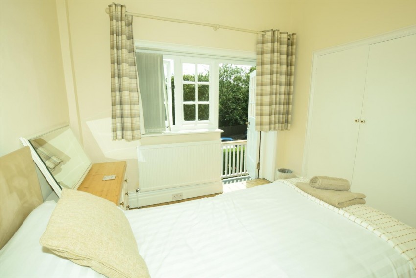 Images for 8 Esplanade Crescent, Scarborough, YO11 2XB
