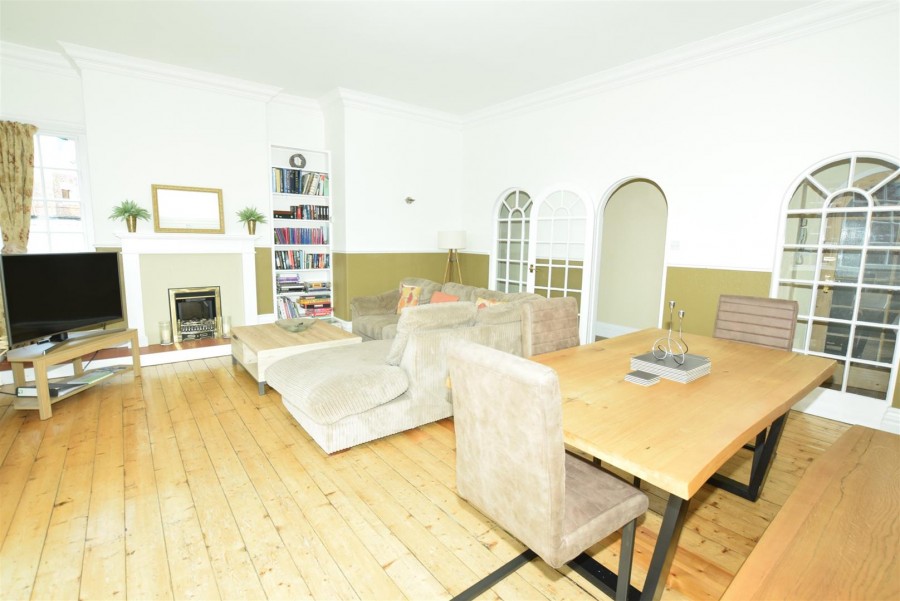Images for 8 Esplanade Crescent, Scarborough, YO11 2XB