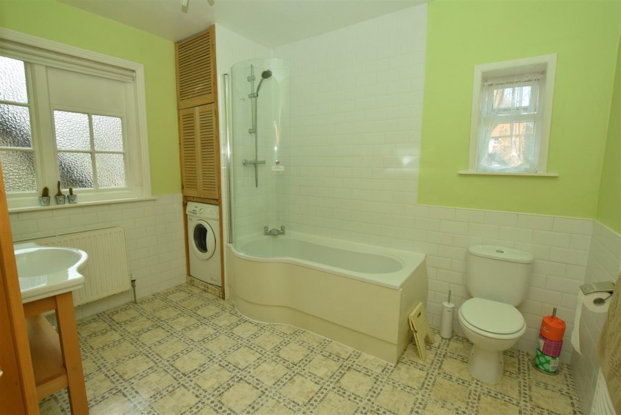Images for 8 Esplanade Crescent, Scarborough, YO11 2XB