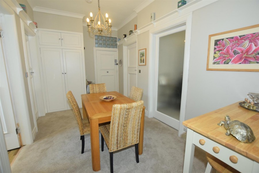 Images for 8 Holbeck hill, Scarborough, YO12 2XD