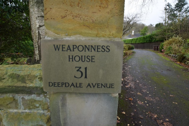 View Full Details for 31 Deepdale Avenue, Scarborough YO112UF