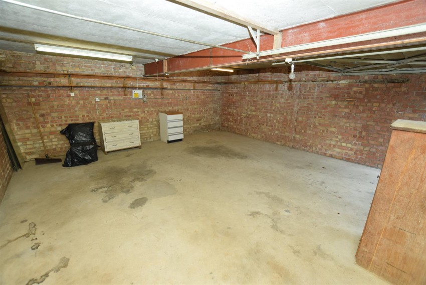 Images for Flat 3, 31 Deepdale Avenue, Scarborough, YO11 2UF
