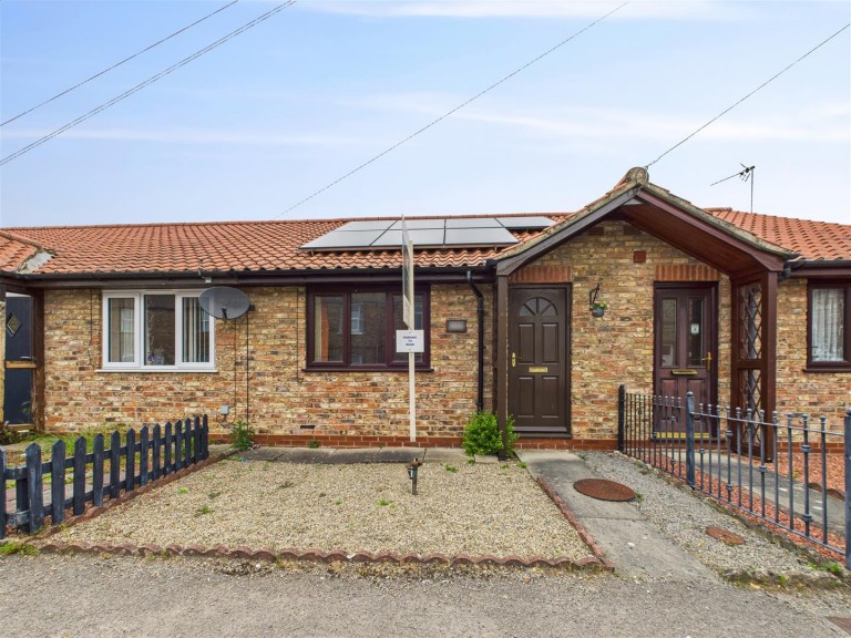 View Full Details for 51G Parliament Street, Norton, North Yorkshire  YO17 9HE