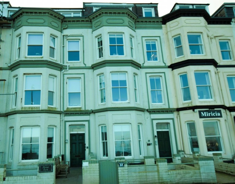 View Full Details for Dene Lea,7 Rutland Terrace,Queens Parade, Scarborough,YO12 7JB