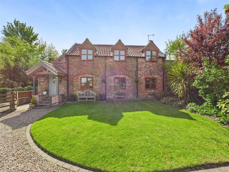 View Full Details for Granary Cottage, High Grange farm, Aike, Driffield, YO25 9BG