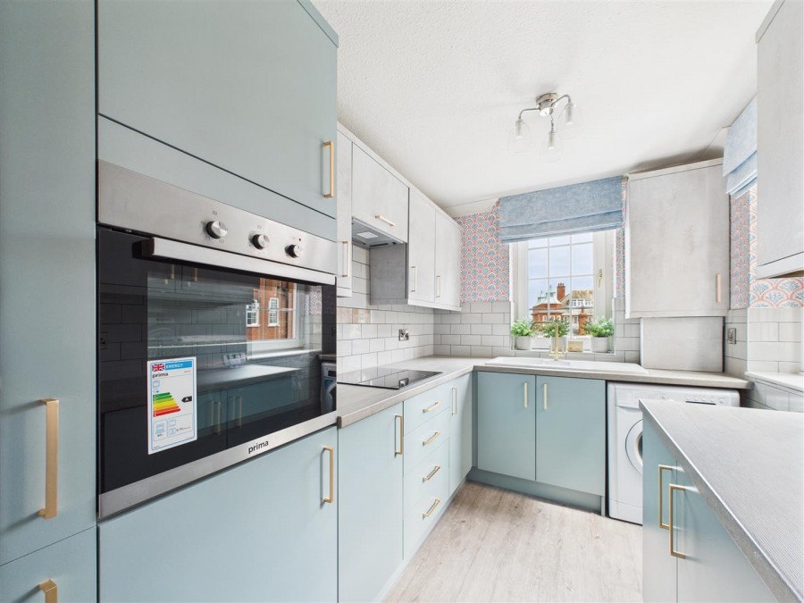 Images for Flat 1, 10 Holbeck Hill, Scarborough, YO11 2XD