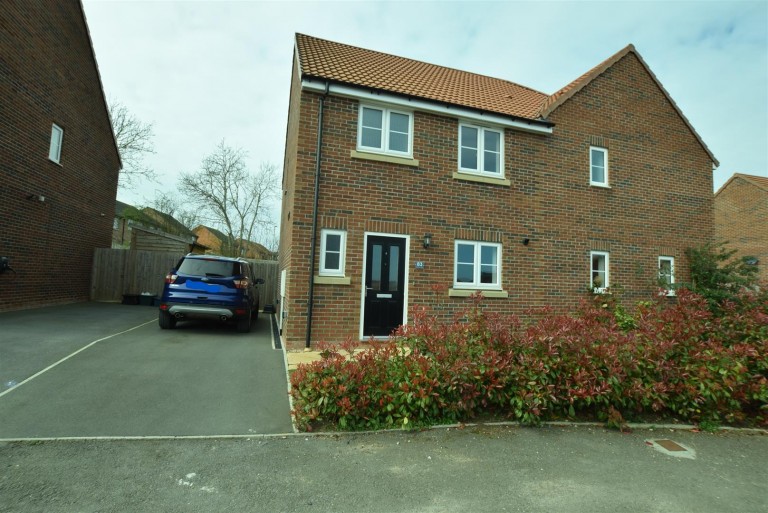 View Full Details for 83 Headland Rise, Malton, YO17 7PR