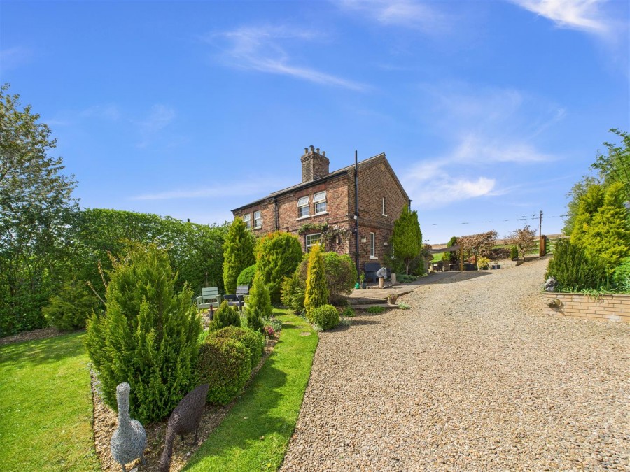 Images for 1 Towthorpe Cottages, Fimber, Driffield, YO25 3HA
