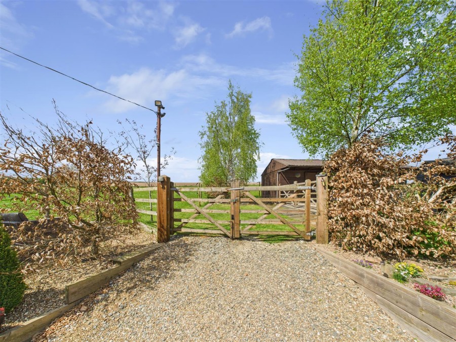 Images for 1 Towthorpe Cottages, Fimber, Driffield, YO25 3HA