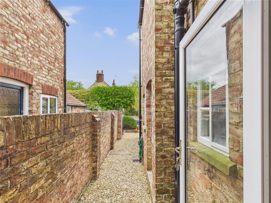 Images for 3 Jessamine Villas, Thornton-Le-Dale, Pickering, YO18 7TH