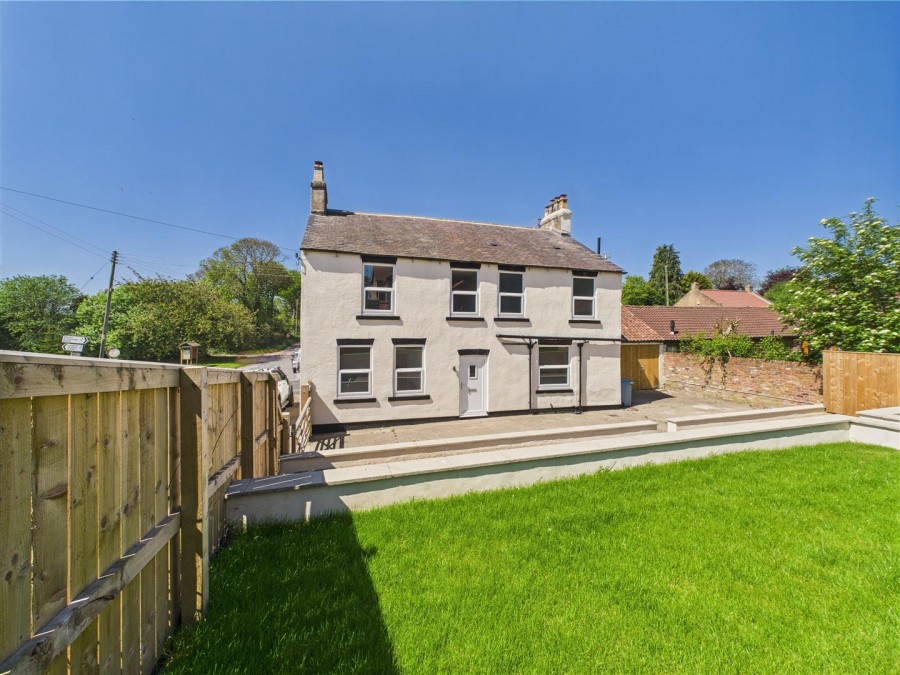 Images for Corner House Farm, Foxholes, Driffield YO25 3QH