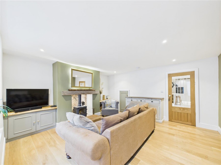 Images for 7, Howe End, Kirkbymoorside, York, North Yorkshire YO62 6BE
