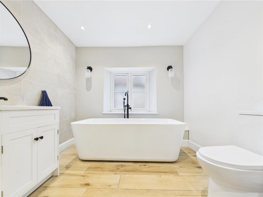 Images for 7, Howe End, Kirkbymoorside, York, North Yorkshire YO62 6BE