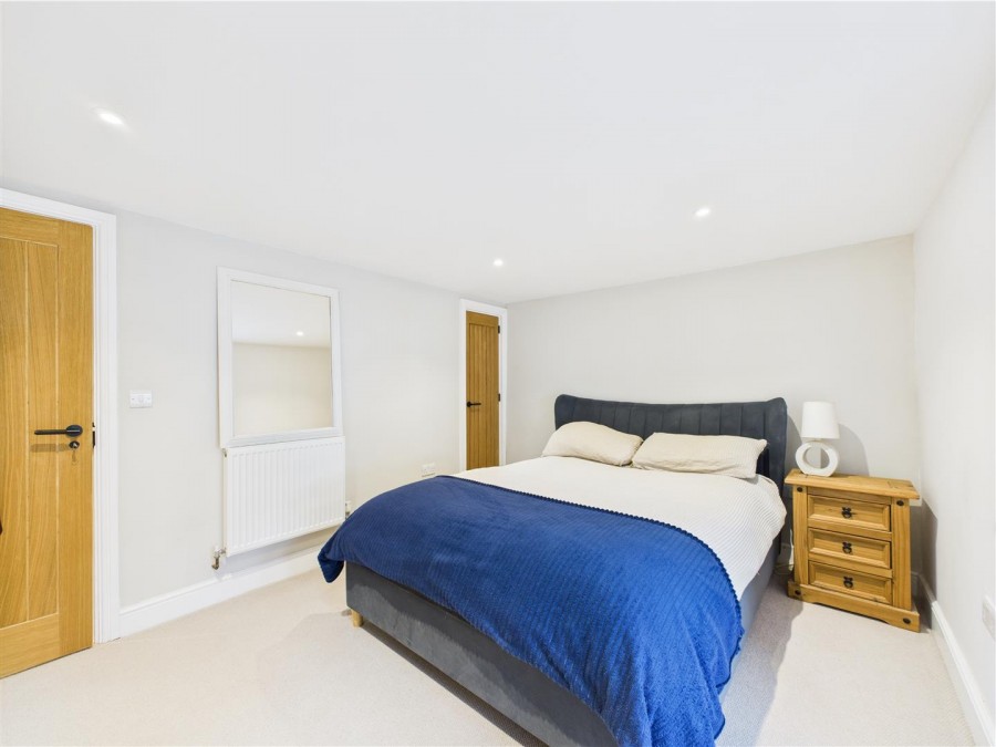 Images for 7, Howe End, Kirkbymoorside, York, North Yorkshire YO62 6BE