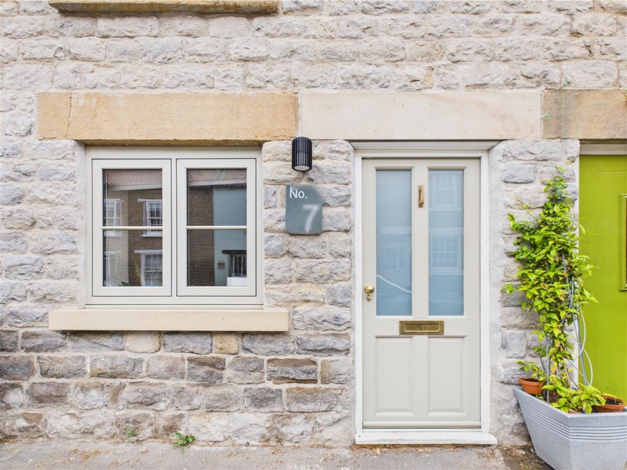 Images for 7, Howe End, Kirkbymoorside, York, North Yorkshire YO62 6BE