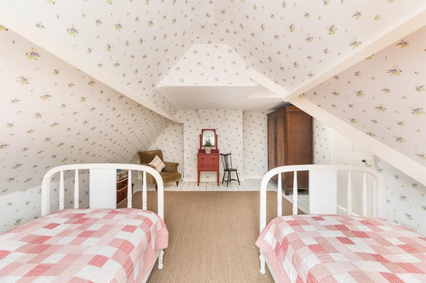Images for 18 Muston Road, Hunmanby, YO14 0JY