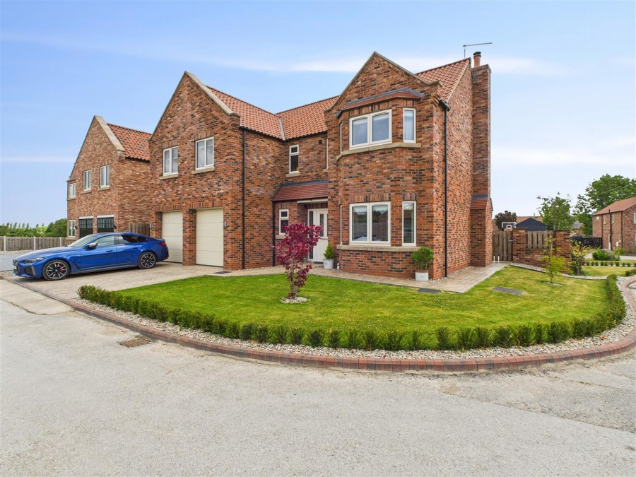 Images for 3 Delta Close, Hutton Cranswick, Driffield, YO25 9FU