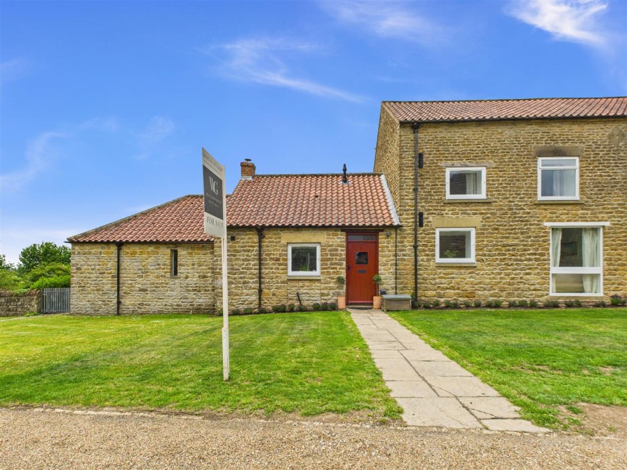 Images for 1 West End Farm, Main Street, Hutton Buscel, Scarborough, YO13 9LT
