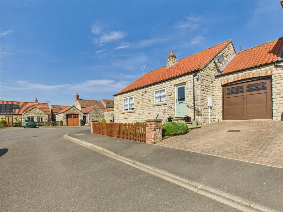 Images for 4 Brier Park, Nawton, York, YO62 7SG
