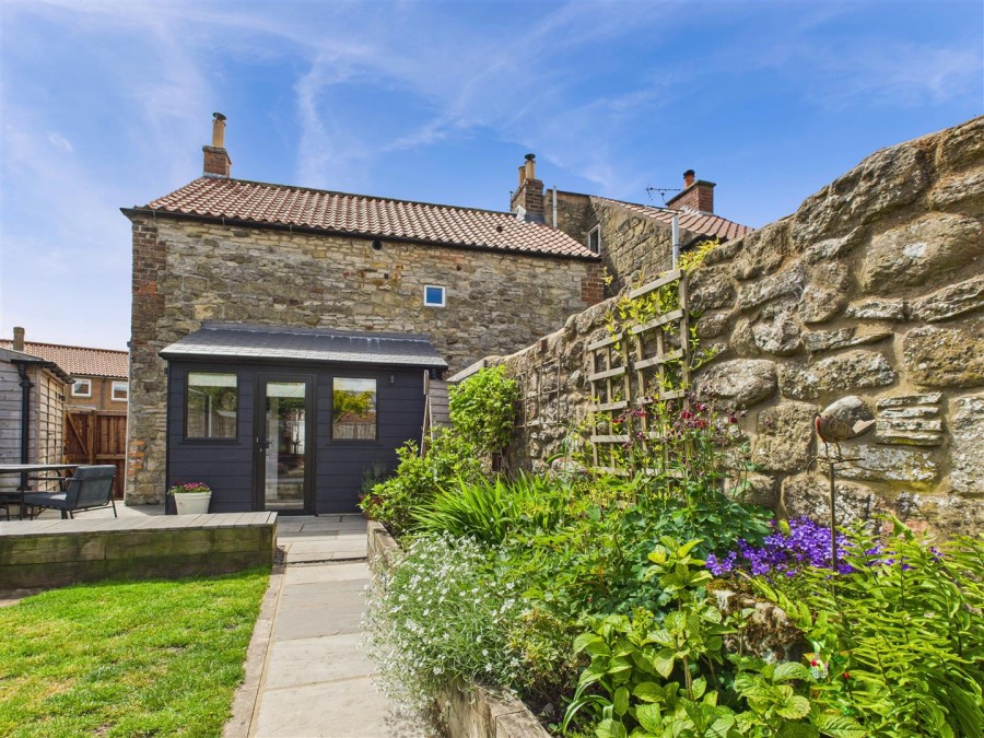 Images for 16 Firthland Road, Pickering, YO18 8BZ