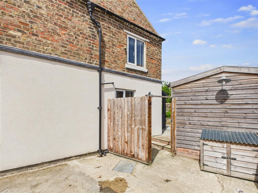 Images for 16 Firthland Road, Pickering, YO18 8BZ