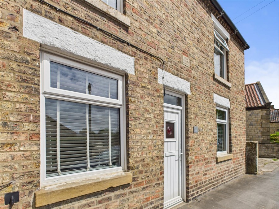 Images for 16 Firthland Road, Pickering, YO18 8BZ