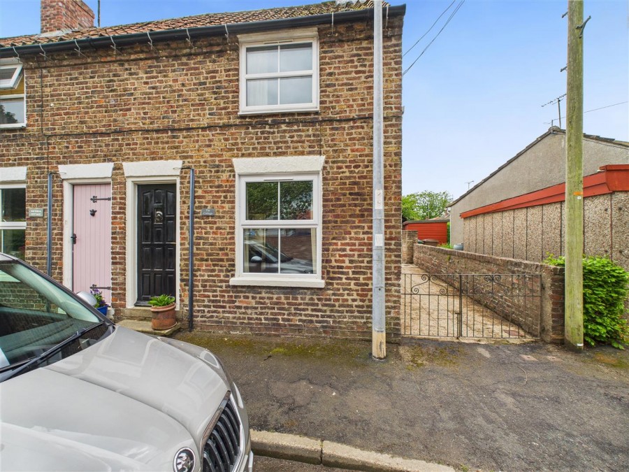 Images for The Cottage, Middle Street, Kilham, Driffield, YO25 4RL