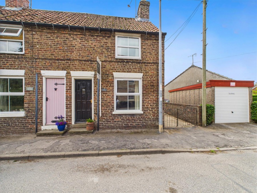 Images for The Cottage, Middle Street, Kilham, Driffield, YO25 4RL