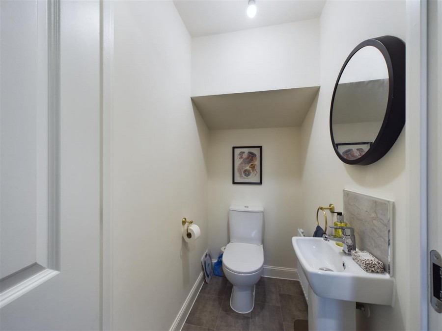 Images for 11 Hunsley Avenue, Driffield, YO25 5GD