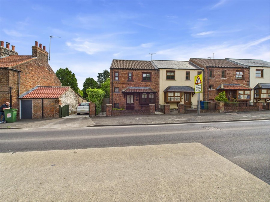 Images for Front Street, Langtoft, Driffield YO25 3TF