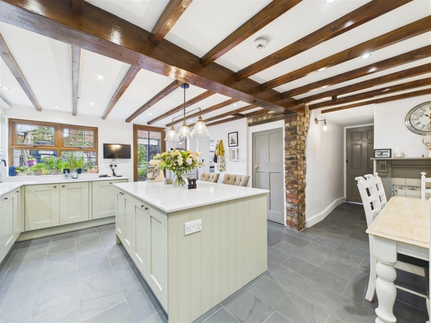 Images for 6 Foston Lane, North Frodingham, Driffield, YO25  8JZ