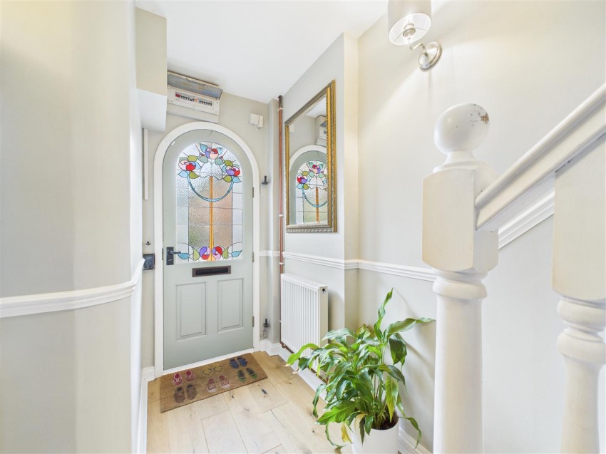 Images for 6 Foston Lane, North Frodingham, Driffield, YO25  8JZ