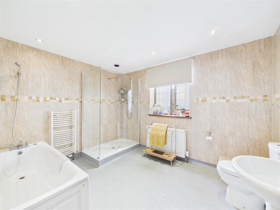 Images for 6 Foston Lane, North Frodingham, Driffield, YO25  8JZ