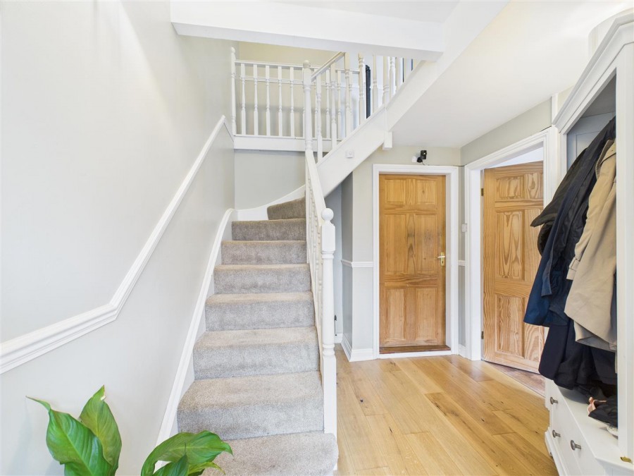 Images for 6 Foston Lane, North Frodingham, Driffield, YO25  8JZ