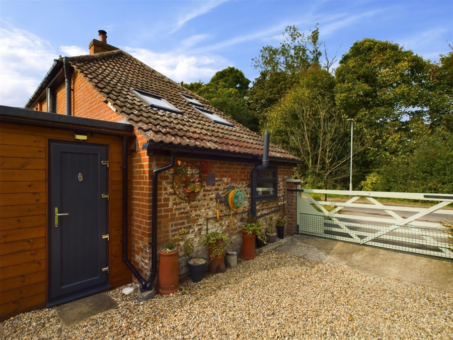 Images for 3 Church Lane, Watton, Driffield, YO25 9AQ