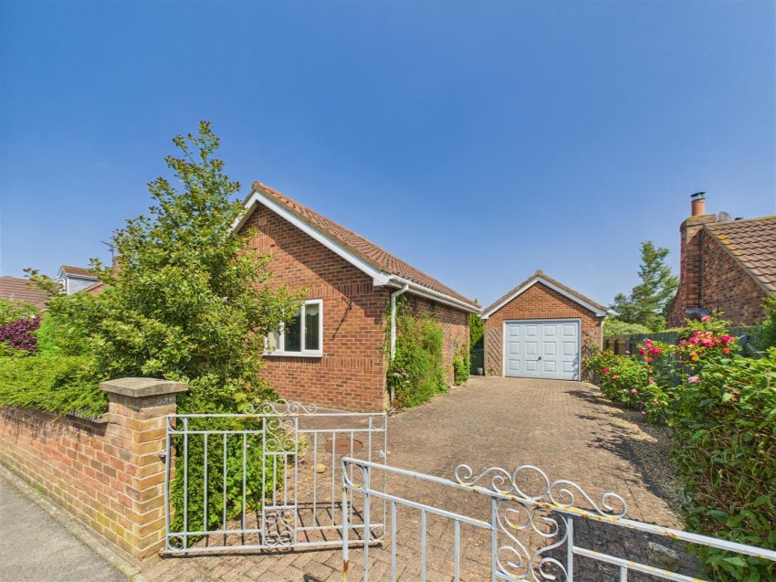 Images for 24 Chantry Meadows, Kilham, Driffield, YO25 4RB