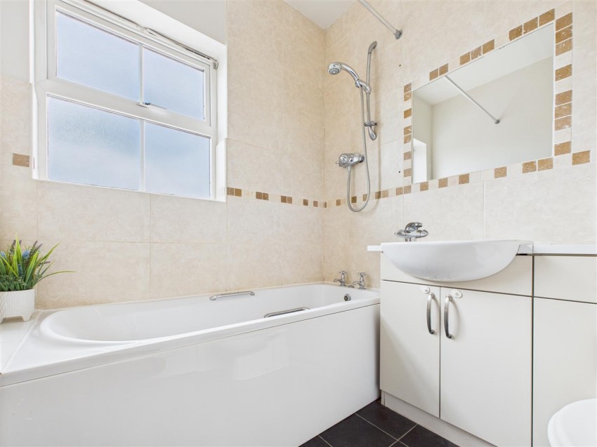 Images for 9, Gilling Way Malton, YO17 7LQ