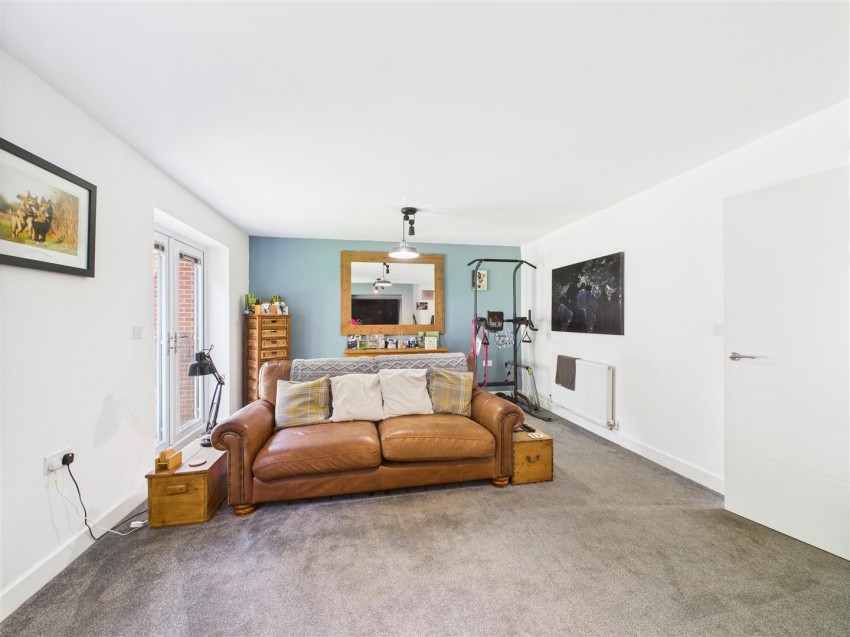 Images for 10 Edmond Close, Driffield, YO25 5GJ